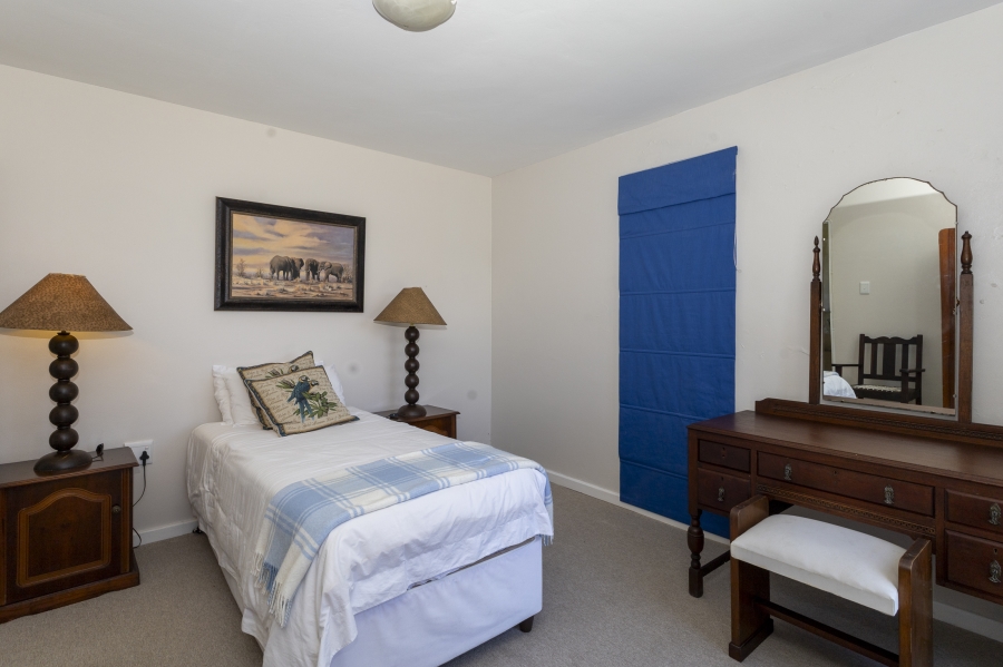 5 Bedroom Property for Sale in Kleinemonde Eastern Cape